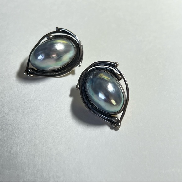 Vintage Sterling Silver and Peacock Mabe Pearl  Post earrings -Rare  Avi Soffer - Picture 3 of 14